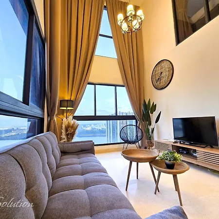 Loft Suite Seaview 2Br Jb Ciq 8Pax Johor Bahru Exterior photo
