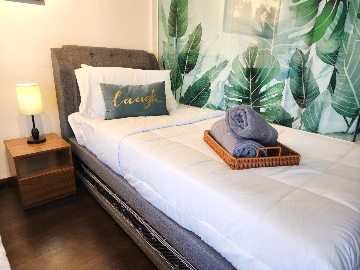 Apartment Loft Seaview 2br Jb Ciq 8pax Johor Bahru